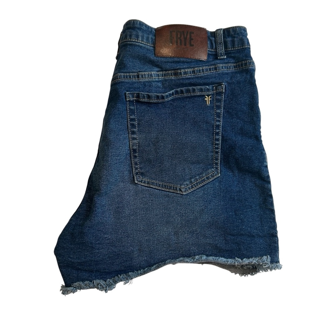 Frye Women’s Jean Shorts Size 16 – Dark Wash Denim, Raw Hem, Stretch Fit - Picture 7 of 10